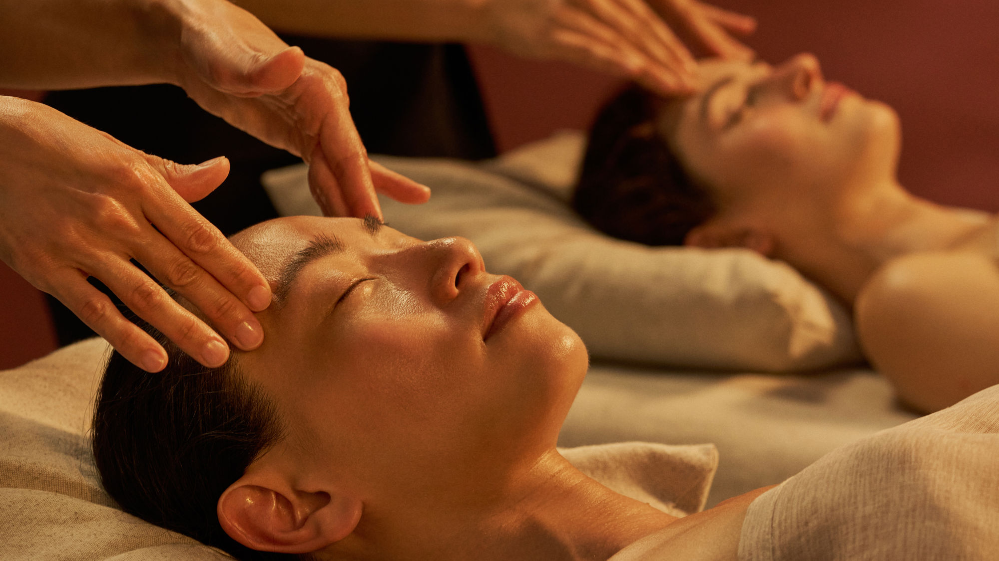 lausanne-palace-spa-massage-duo-cinq-mondes-lausanne-01.jpg